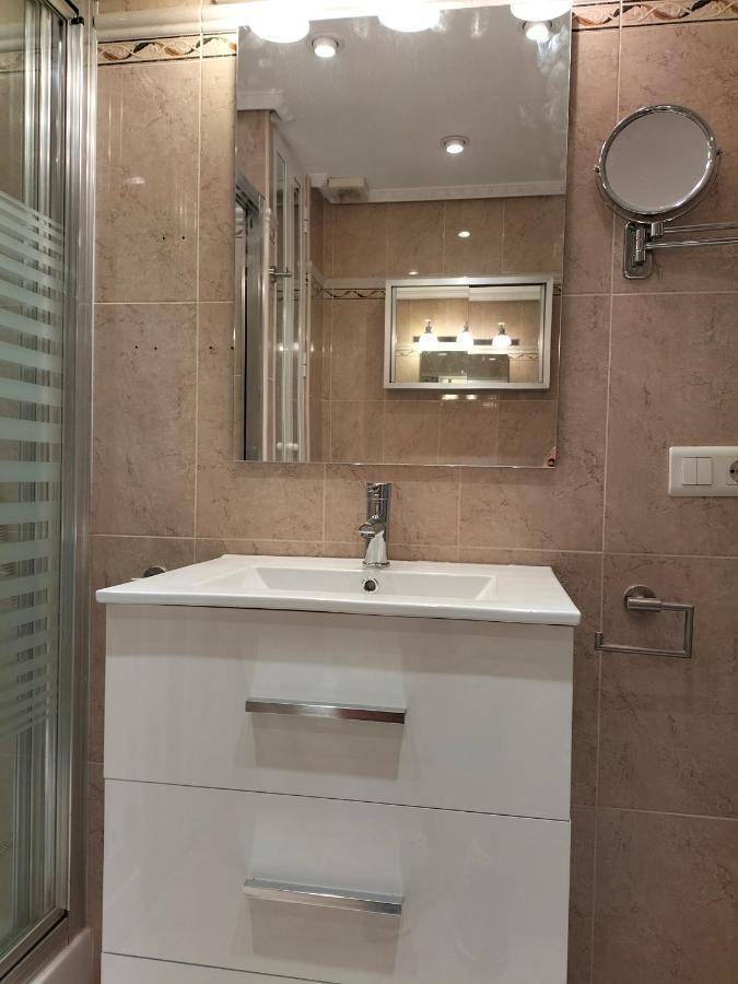 Apartamento 1ª Linea Playa Garaje Piscinas Terraza トレモリノス エクステリア 写真